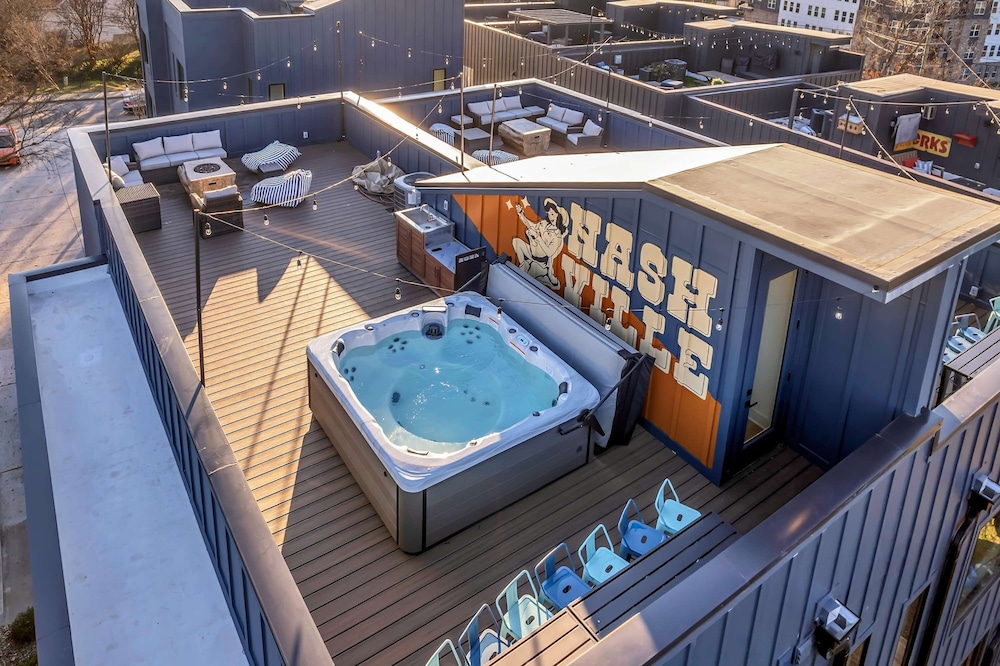 4 Rooftop Decks 4 Hot Tubs Game Rooms Sauna