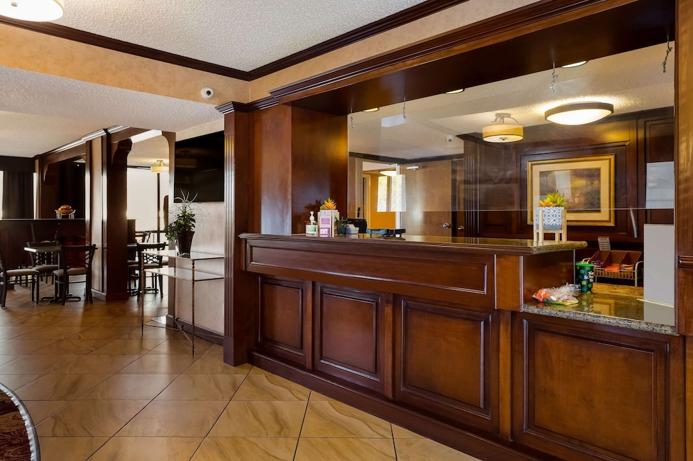 Quality Inn & Suites West Helena