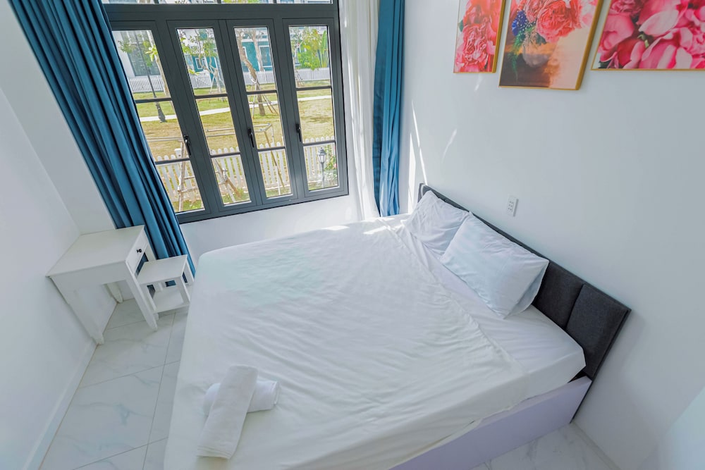 Luxury 3 br La Fleur Villa-Novaworld PT