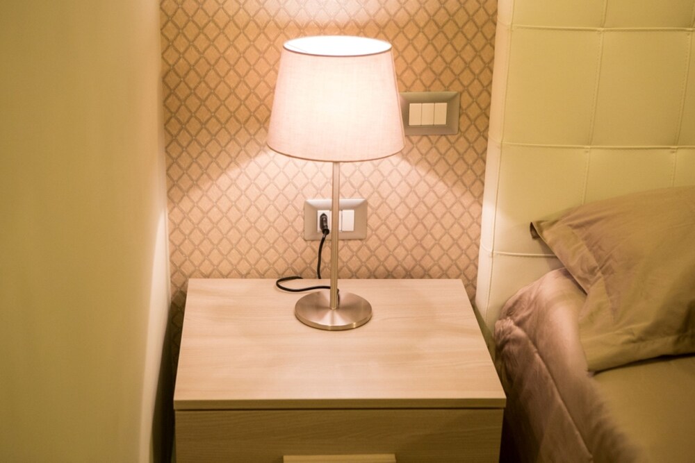 Mikale Rooms