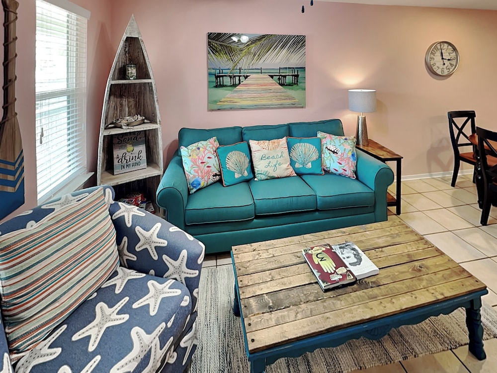 Mermaids Den by Miss Kitty’s
