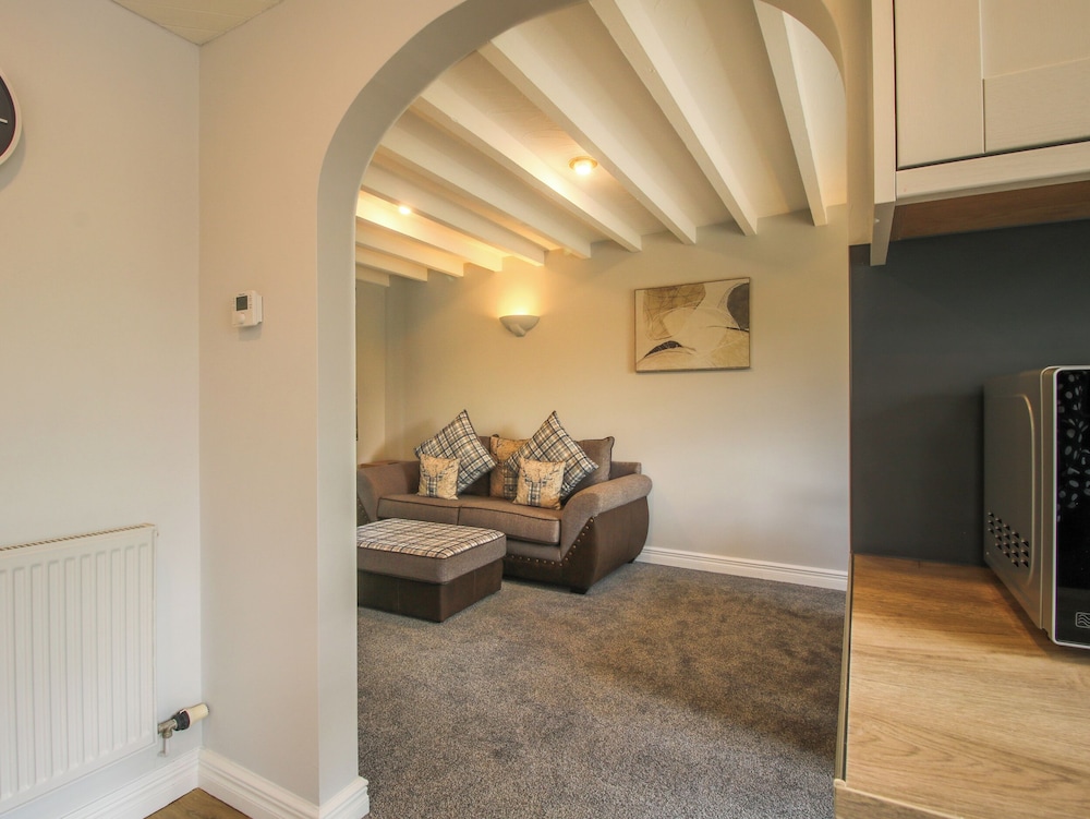 1 Clarkes Lane