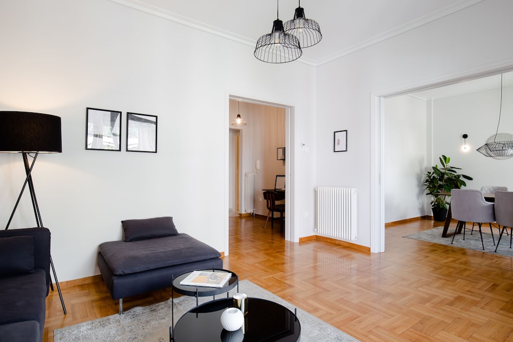 UPSTREET Elegant Kolonaki 2BD Apartment