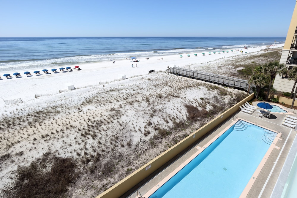 Pelican Isle 412 by Brooks and Shorey Resorts