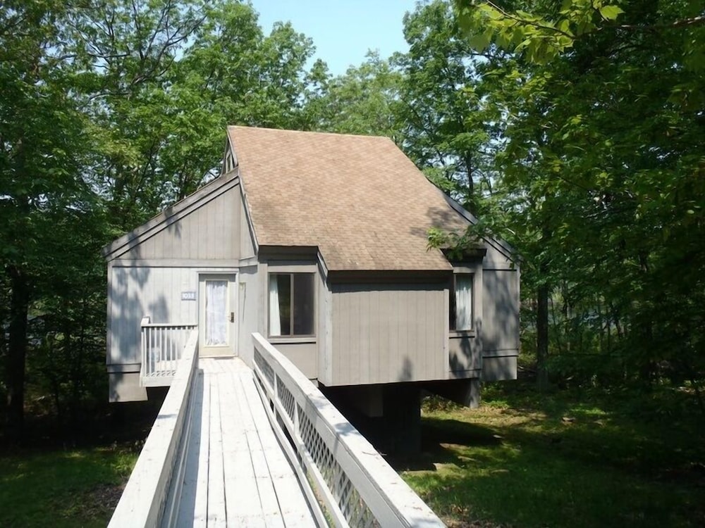 Eagle Village Resort