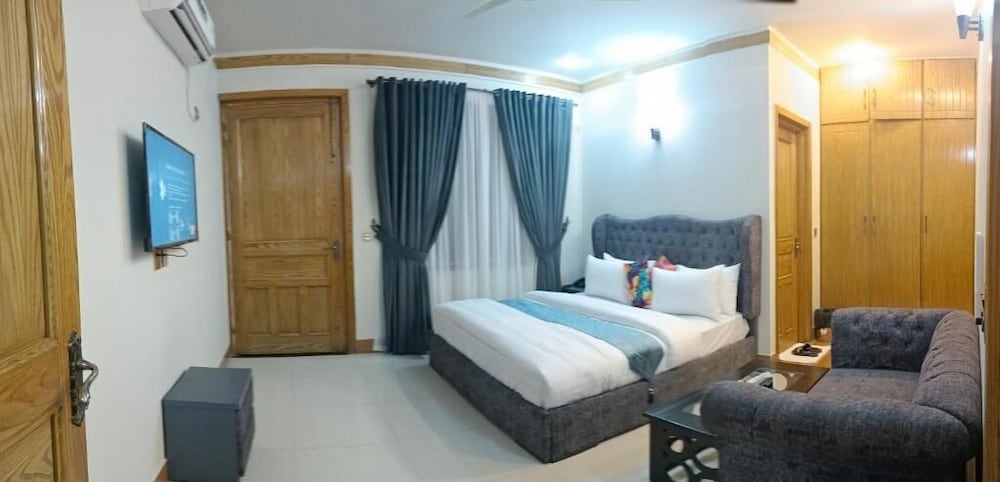 hotel room