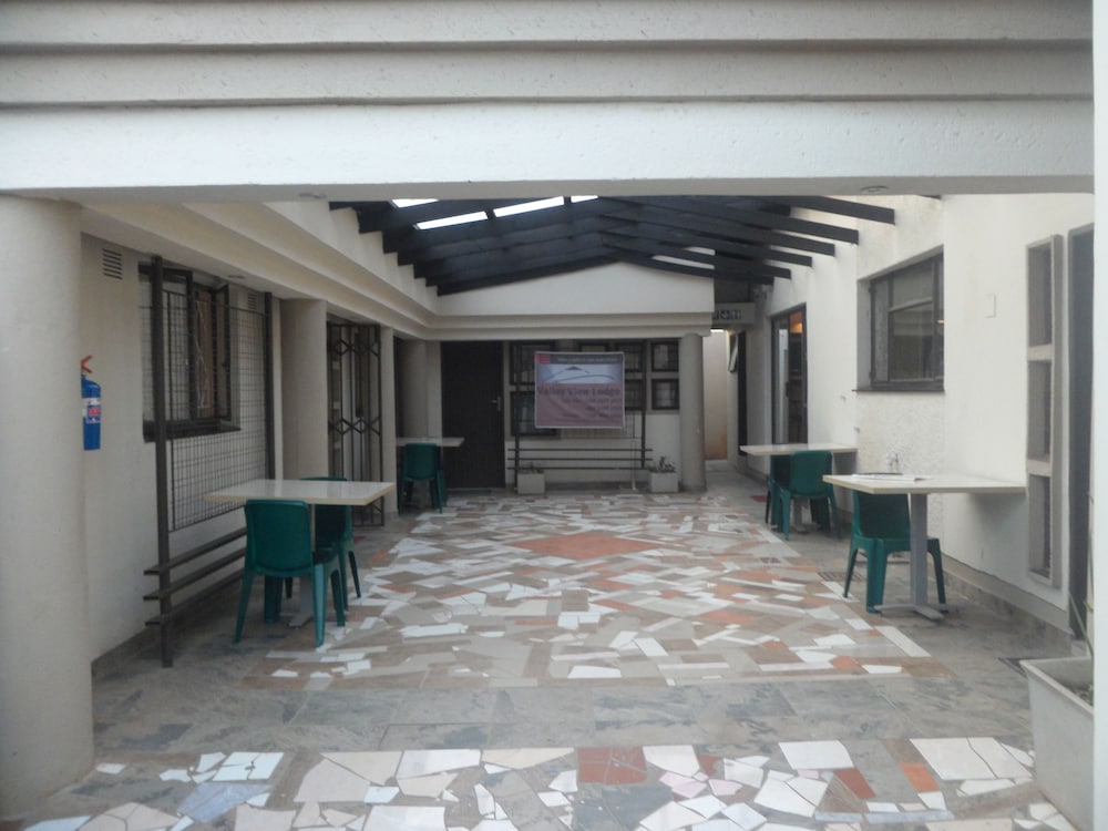 Valley View Lodge