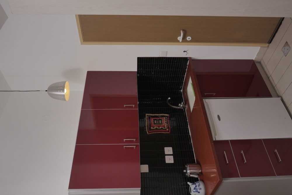 Allenby 2 Bed & Breakfast
