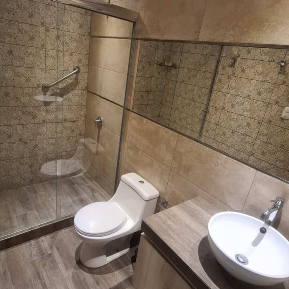 HOP Sahara in Ica With 1 Bedrooms and 2 Bathrooms