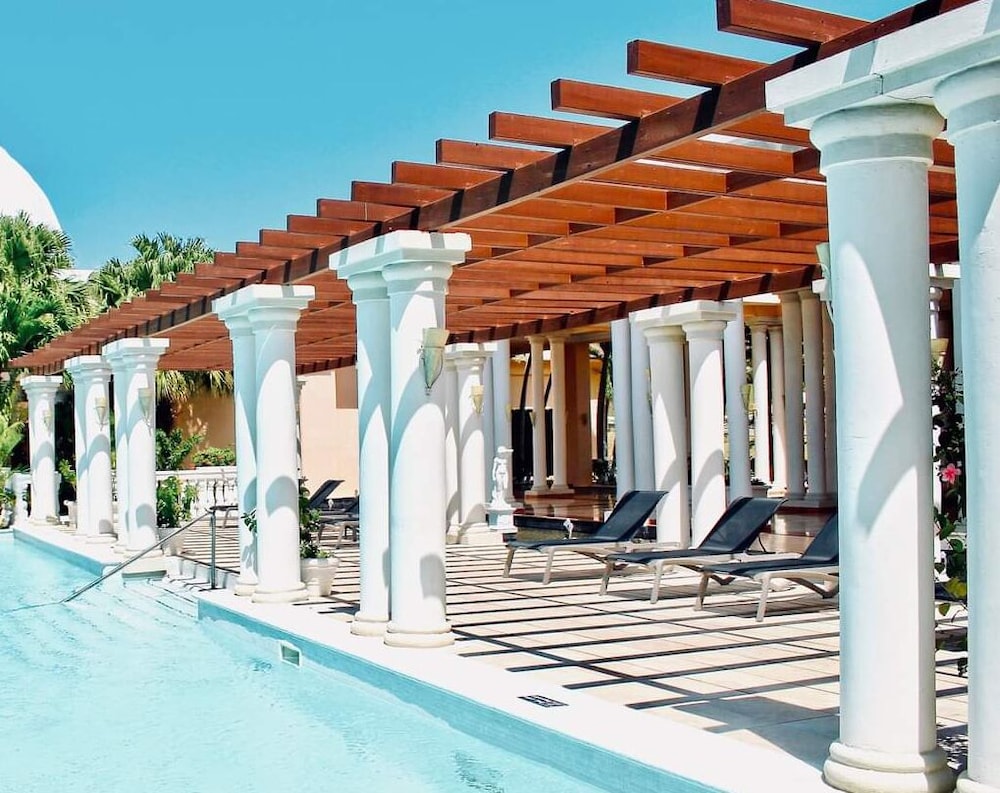 Grand Palladium Lady Hamilton Resort  Spa All Inclusive - Property Image 164