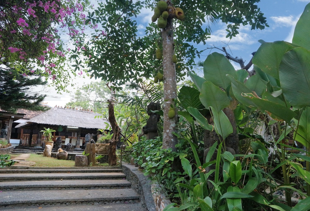 Rumah Hoo Guest House