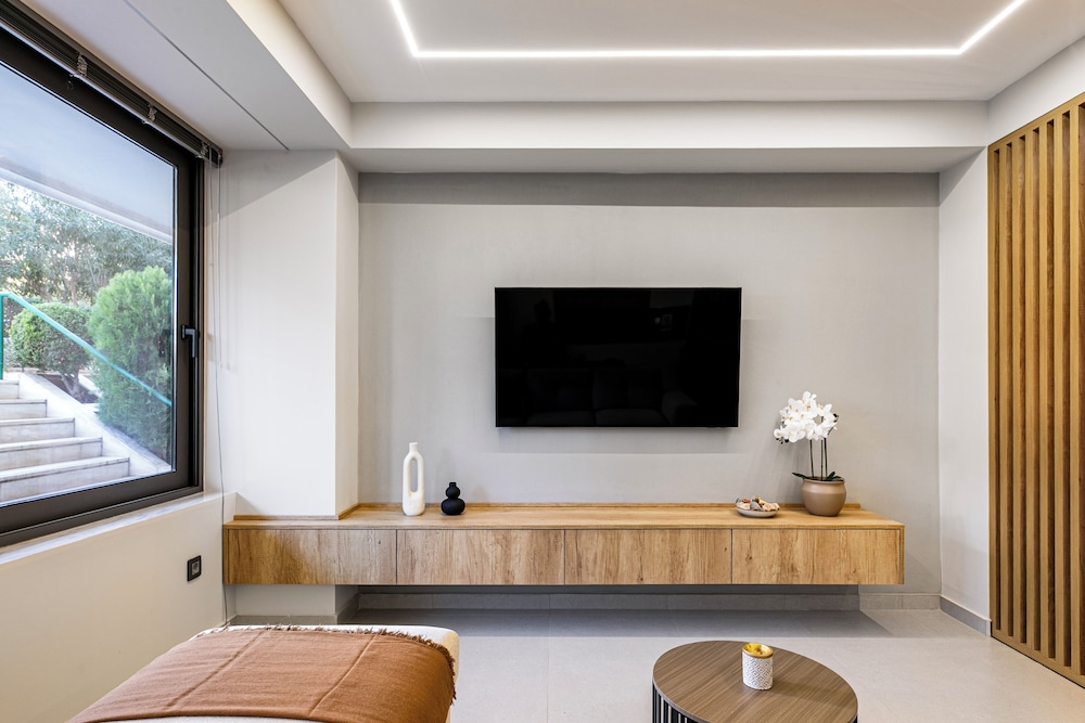 Clavé - Deluxe Studio in Athens