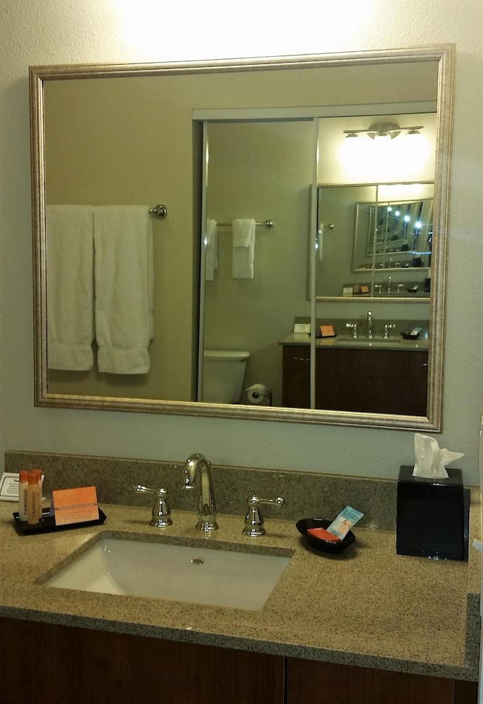 Ledgestone Suites Hotel Elko
