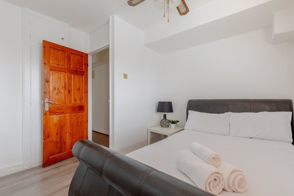 Well Located 2BD Flat 20 Mins to Tower Bridge!