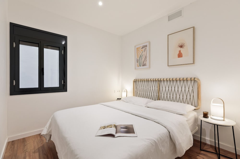 Urban Chill Apartments By Olala Homes