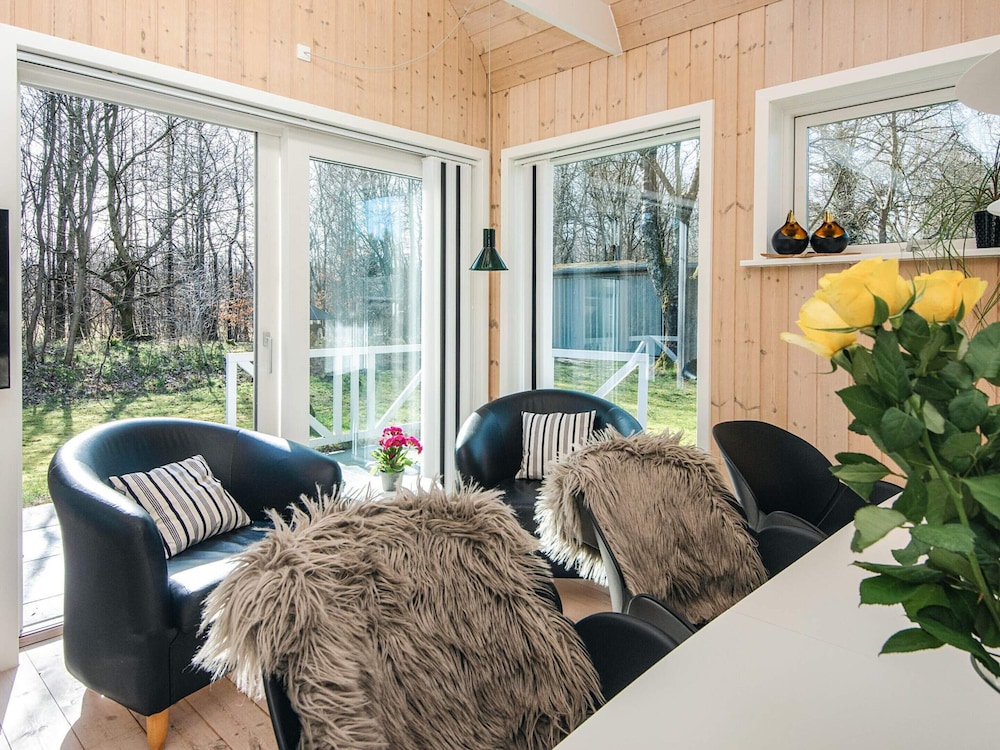 4 Star Holiday Home in