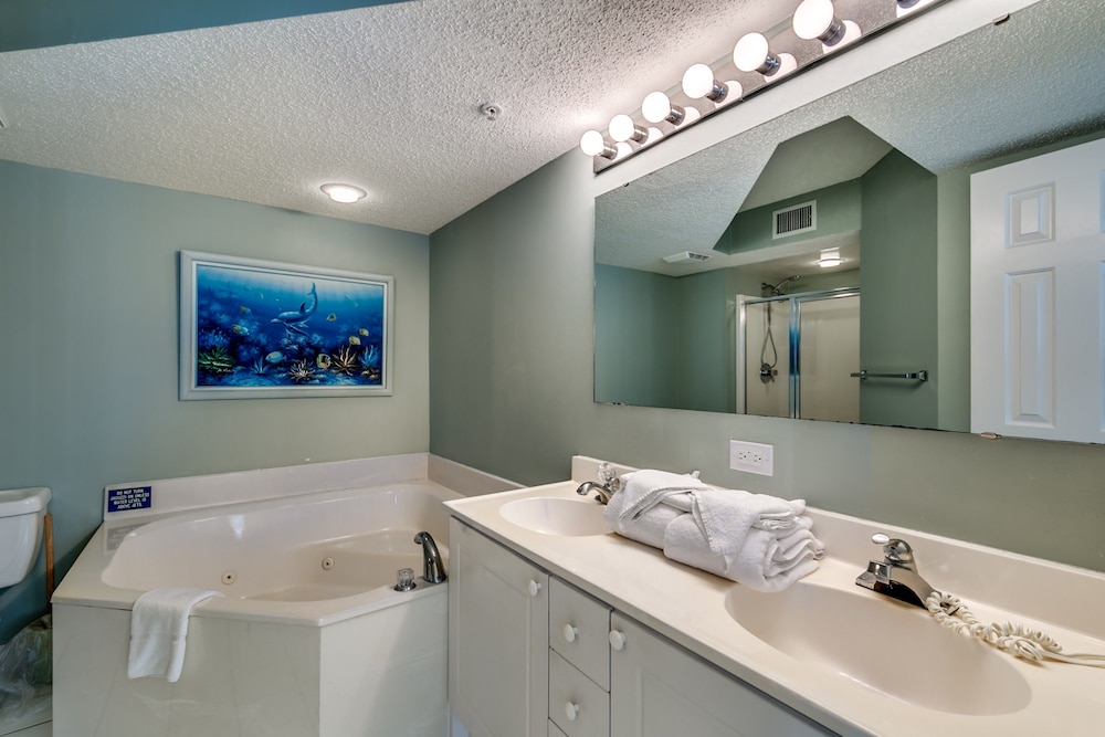 Ocean Bay Club by Condo-World
