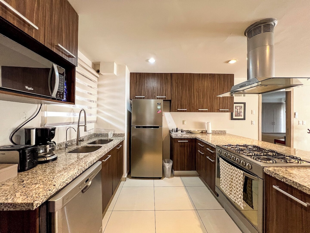 Prime Location w Amenities in San Miguel