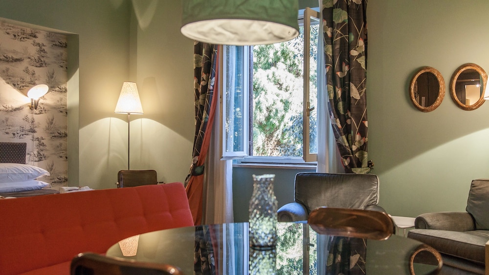 Rental in Rome Suite Spanish