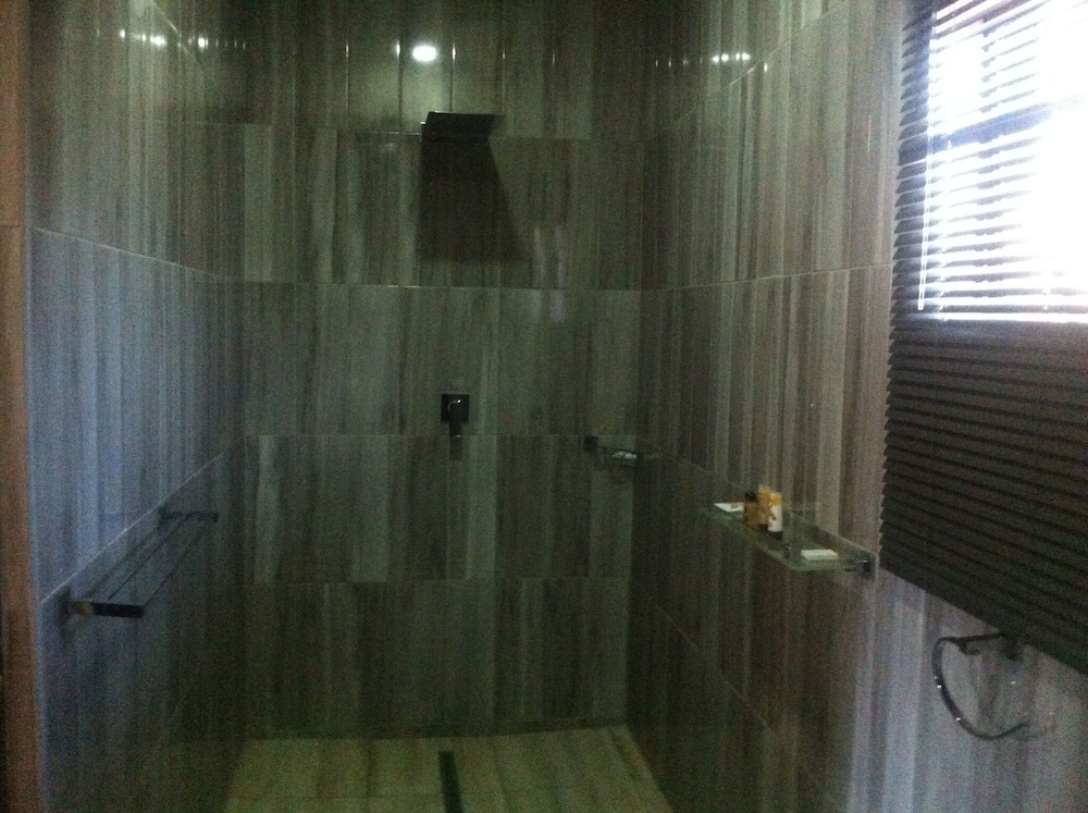 Makgovango Luxury Inn