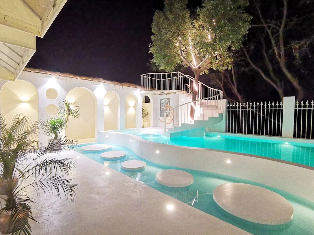 Shanghai Ruochu Designer Guesthouse-Near Shanghai Pudong Airport & Disneyland