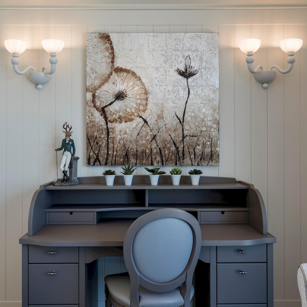 Luxury Lakefront Onassis 1 by Apt24 view 5
