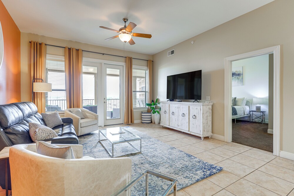 Lake LBJ Condo w/ Private Balcony, Lake Views - Property Image 10