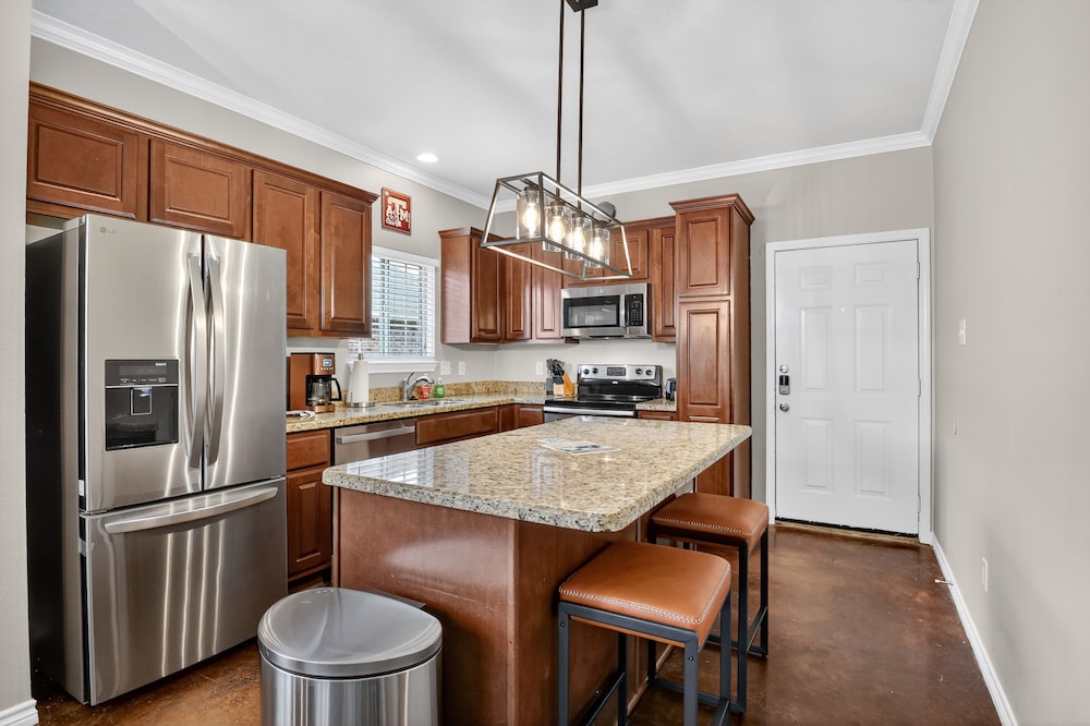 Game Day Getaway Near Texas A&m 4 Bedroom Home