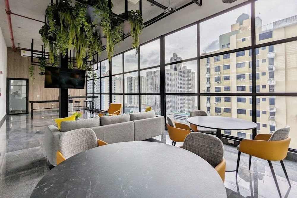 w Radiant 1BR w Modern Balcony in San Francisco