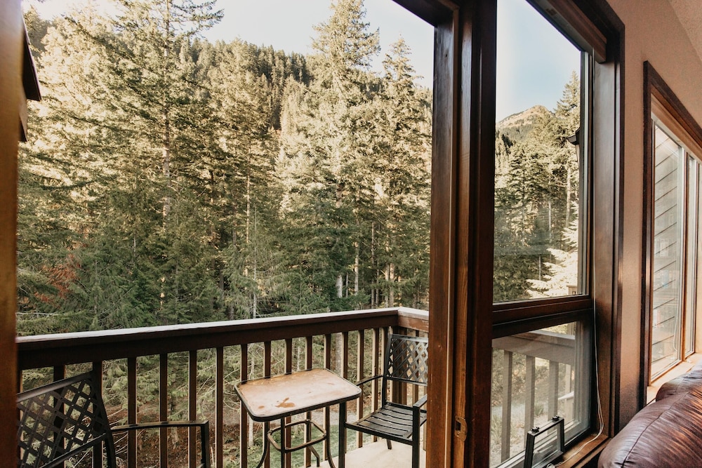 Mt Baker Lodging Condo 55sw - Sleeps 4, Great Community Aemenities