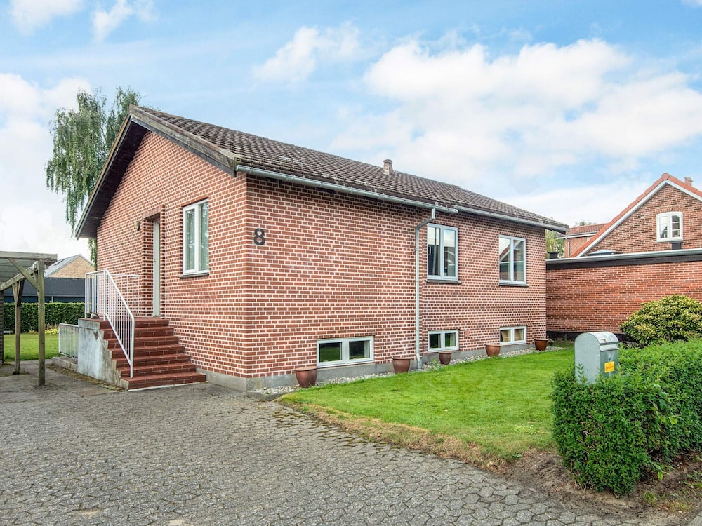 6 Person Holiday Home in Ansager