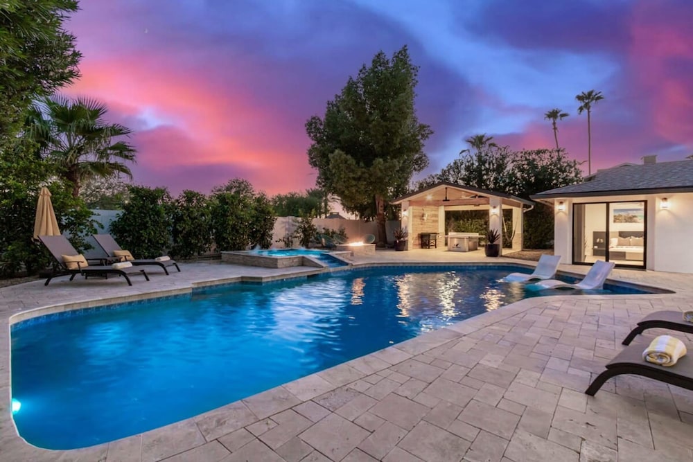 Tequila Time Retreat Custom Pool Spa Dogs OK