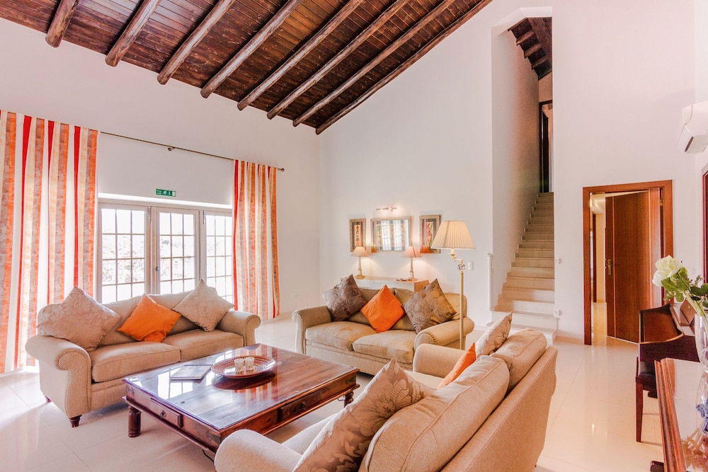 Casa Dos Amigos in S o Bartolomeu de Messines