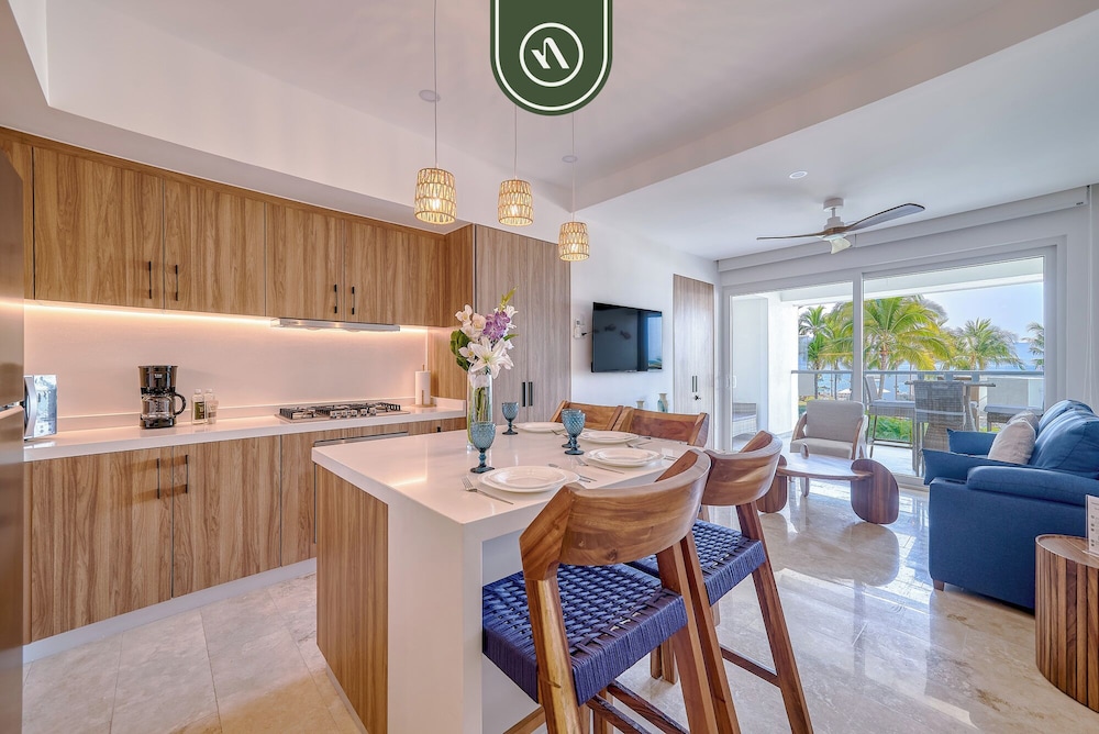Harbor 171 by Naya Homes
