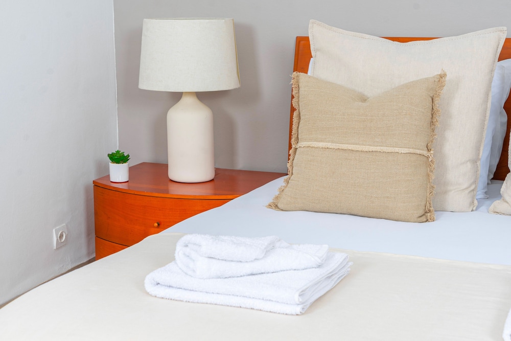 Charmant Appartement au Cœur d'Hydra