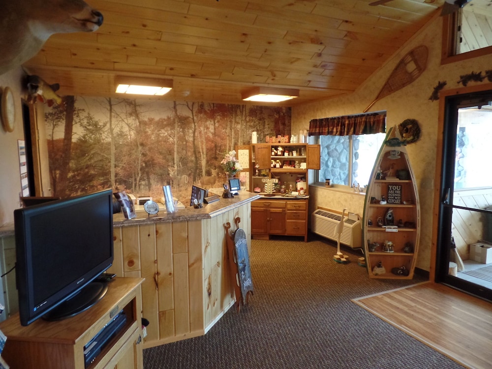 Chicaugon Lake Inn