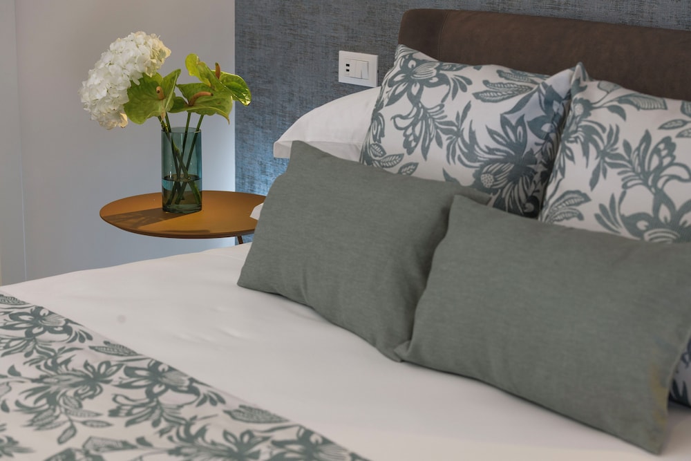 Domus Augustea - Luxury Accommodations