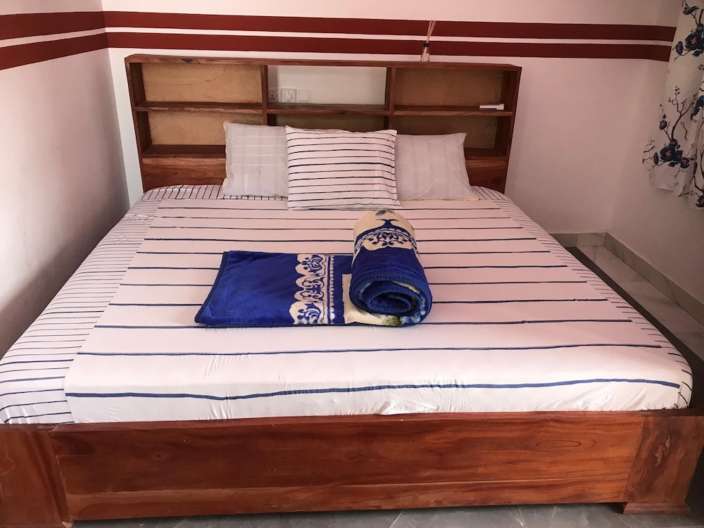 Alberjah Traincity Guesthouse