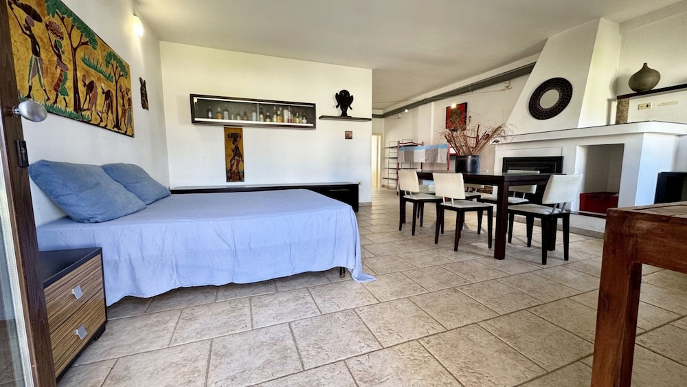 Villetta Certosina 1 - Villa Just a few Meters From the sea