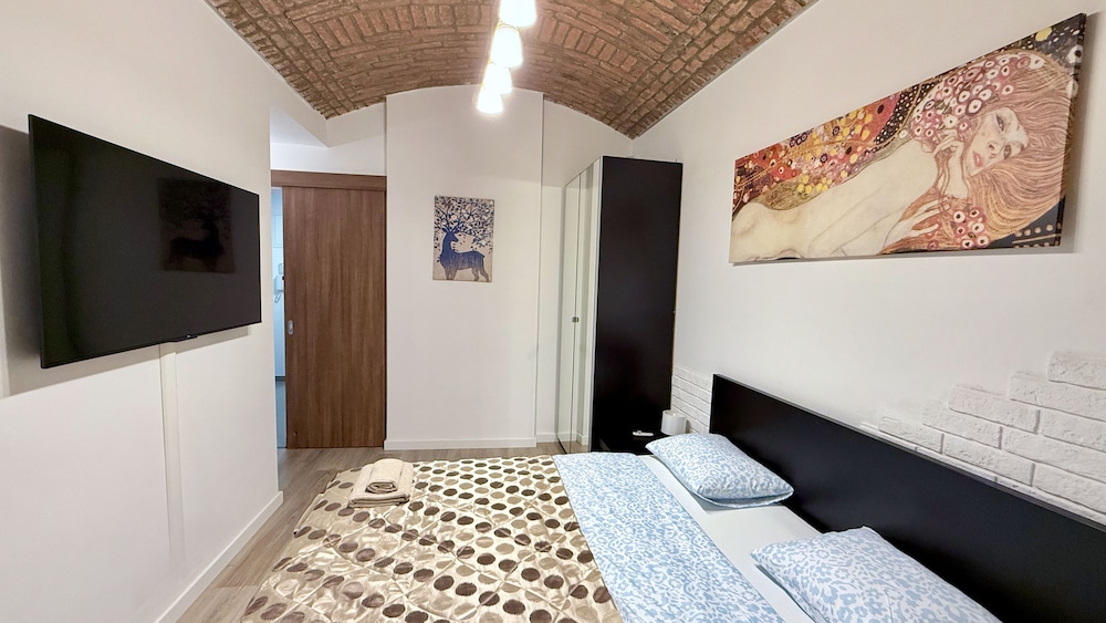 Residence Dobrovskeho 30