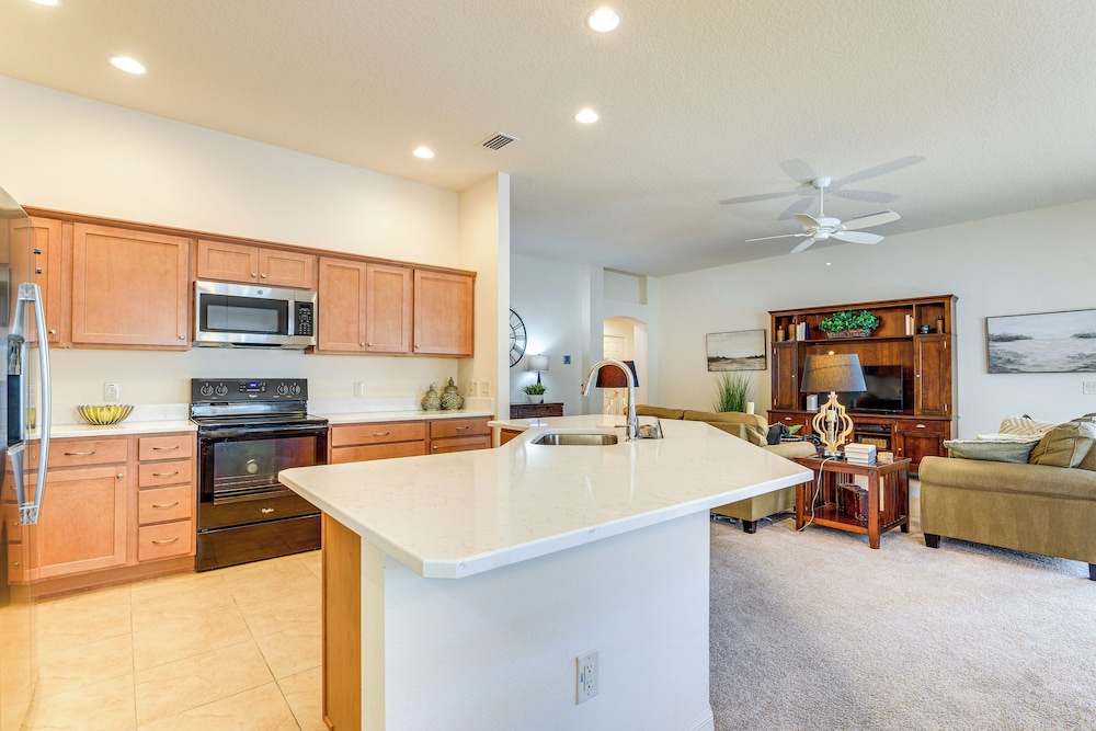 < 1 Mi to Brownwood Paddock Square: Home w/ Patio!, photo 12
