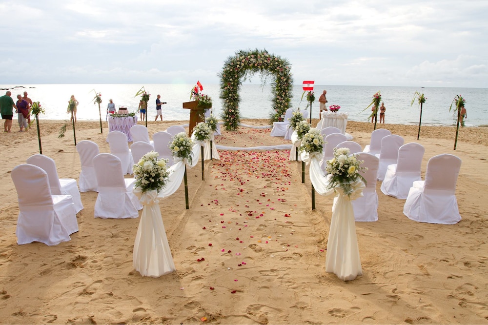 Khao Lak Palm Beach Resort