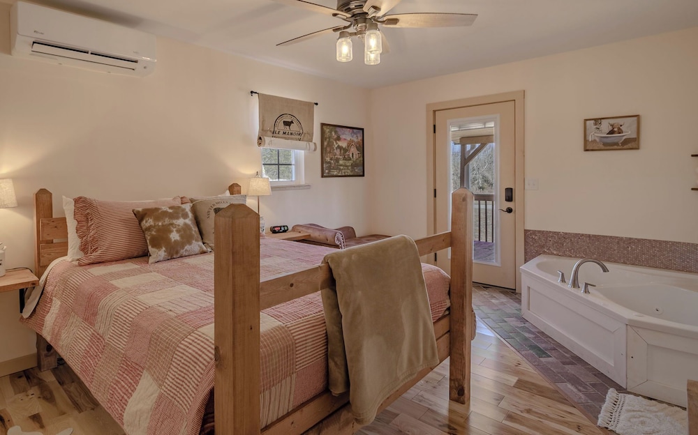 The Inn at Beulah Farm - The Barn
