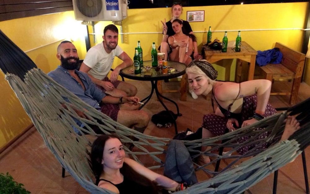 Thai Thai Hostel