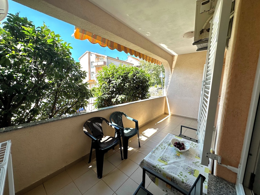 Apartman Portos