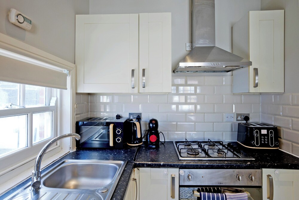 Imperial Barking Road Apartments