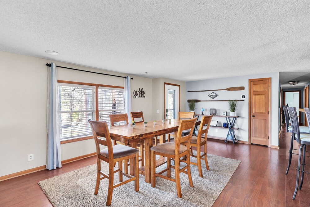 Spacious Hidden Paradise At Lake Norman 4 Bedroom Home