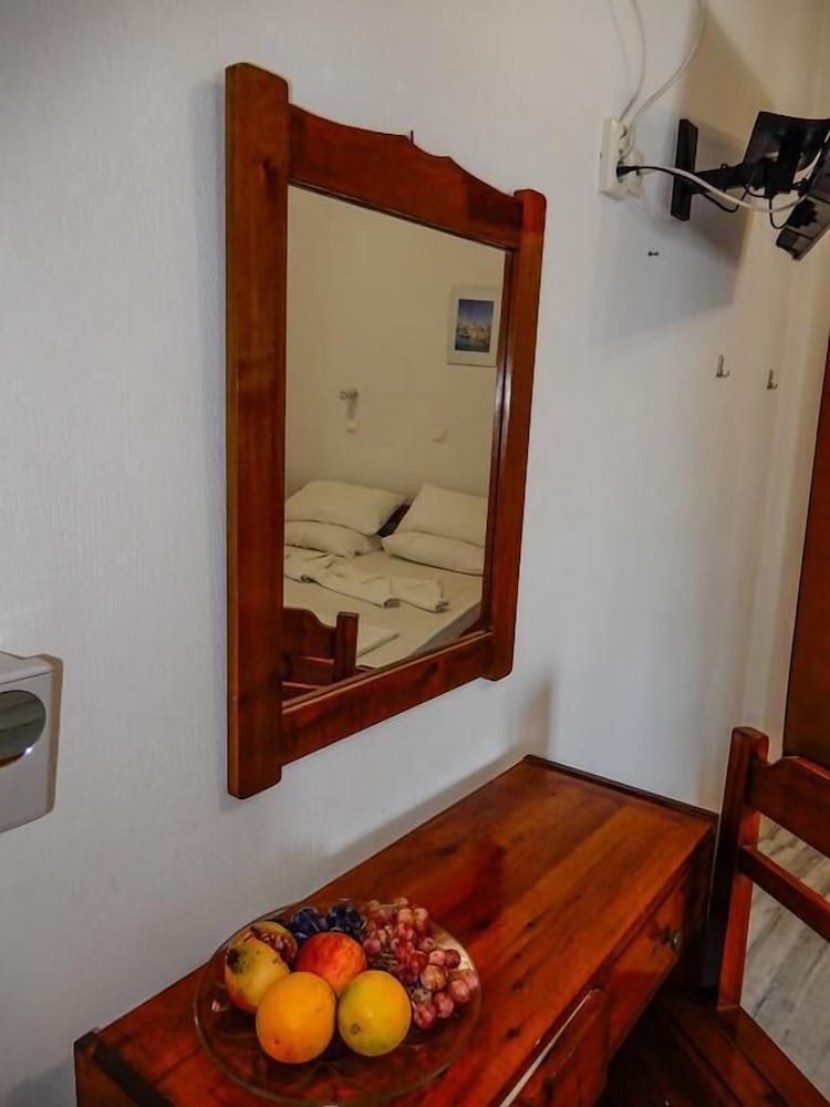 Ioanna Rooms