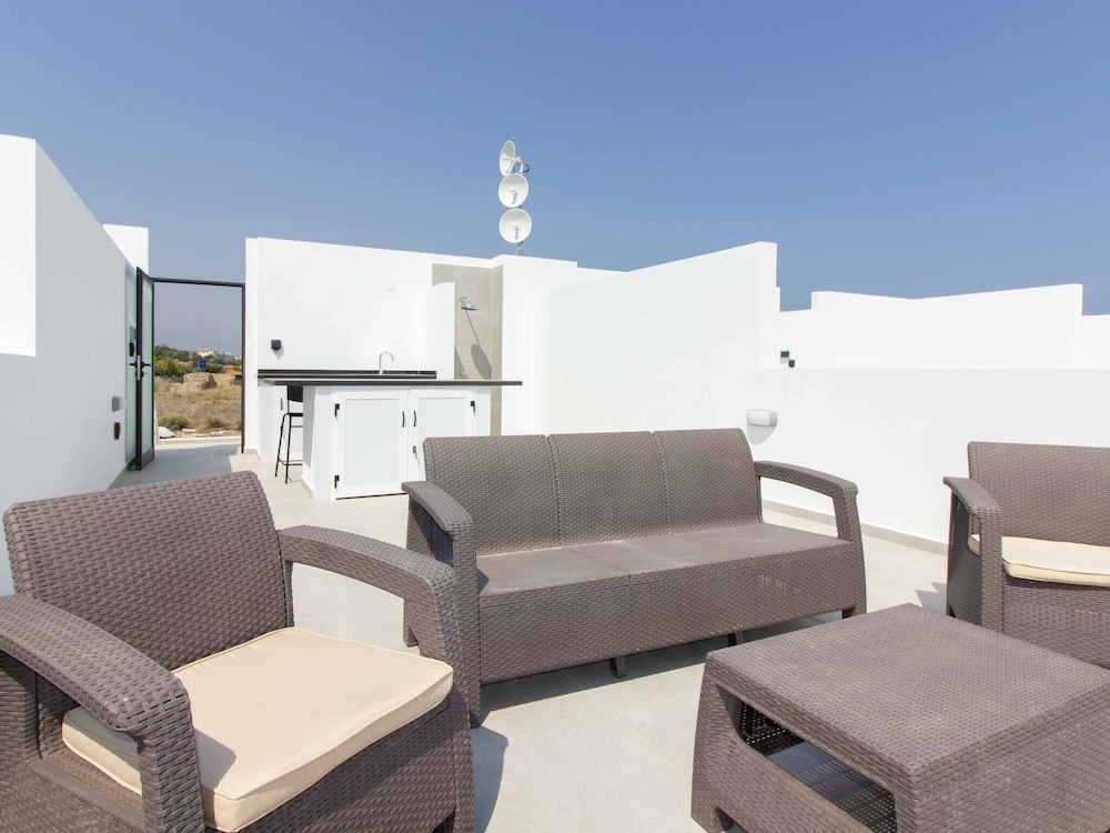 A20 Sun Valley Cove Garden Duplex Apartment