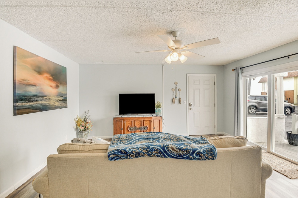 Oceanside Ormond Beach Condo, Steps to Shore!